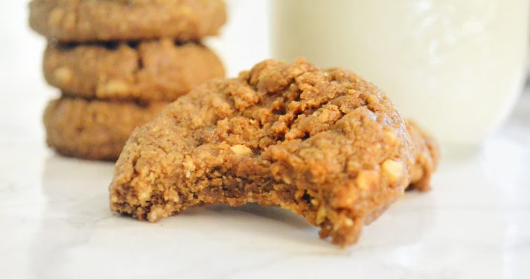 Easy 4 Ingredient Peanut Butter Cookies